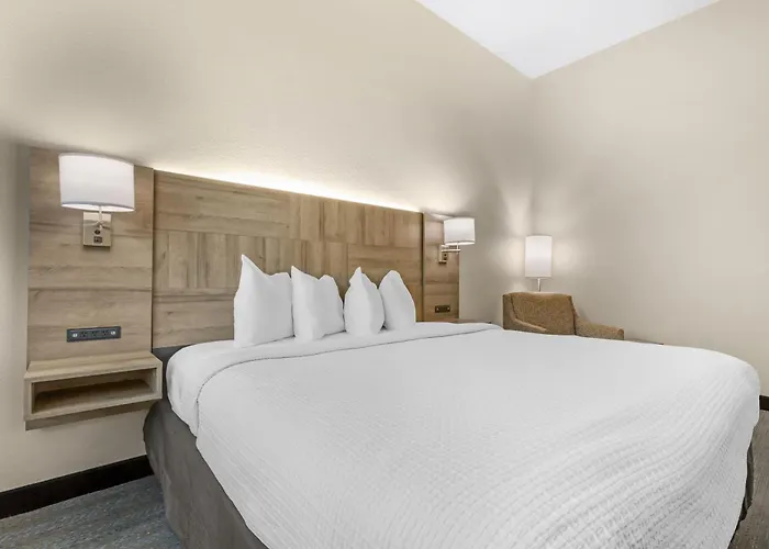 Western Executive Residency North Happy Valley 3*