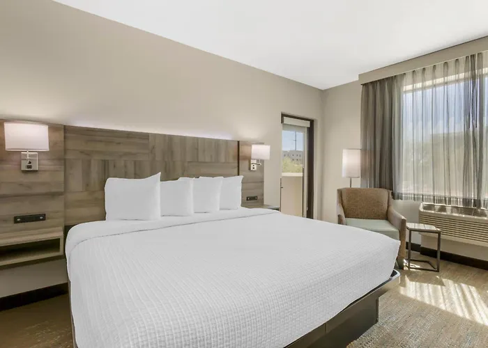 Western Executive Residency North Happy Valley 3*