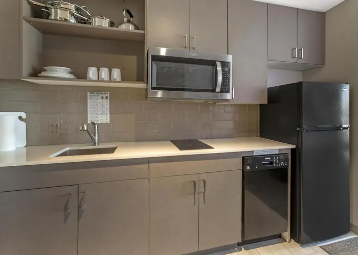 Western Executive Residency North Happy Valley 3* Phoenix