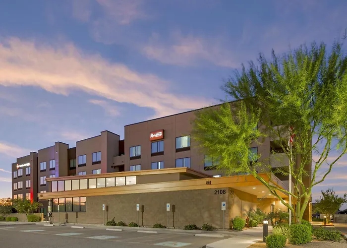 Hotel Western Executive Residency North Happy Valley 3*
