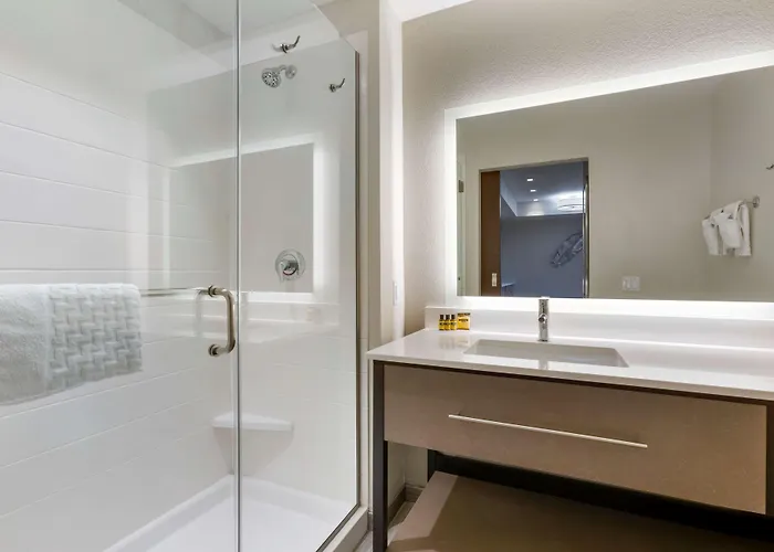 Western Executive Residency North Happy Valley 3*