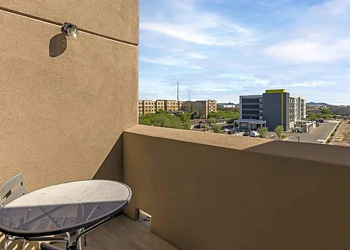 Western Executive Residency North Happy Valley 3*