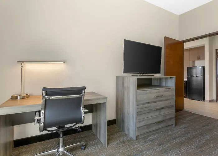 Hotel Western Executive Residency North Happy Valley
